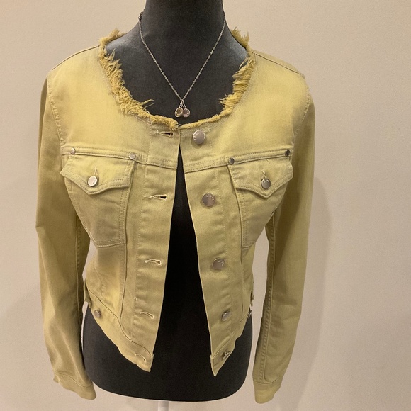 Met jeans jacket, made in Italy, worn once , sz 6 - Picture 1 of 3